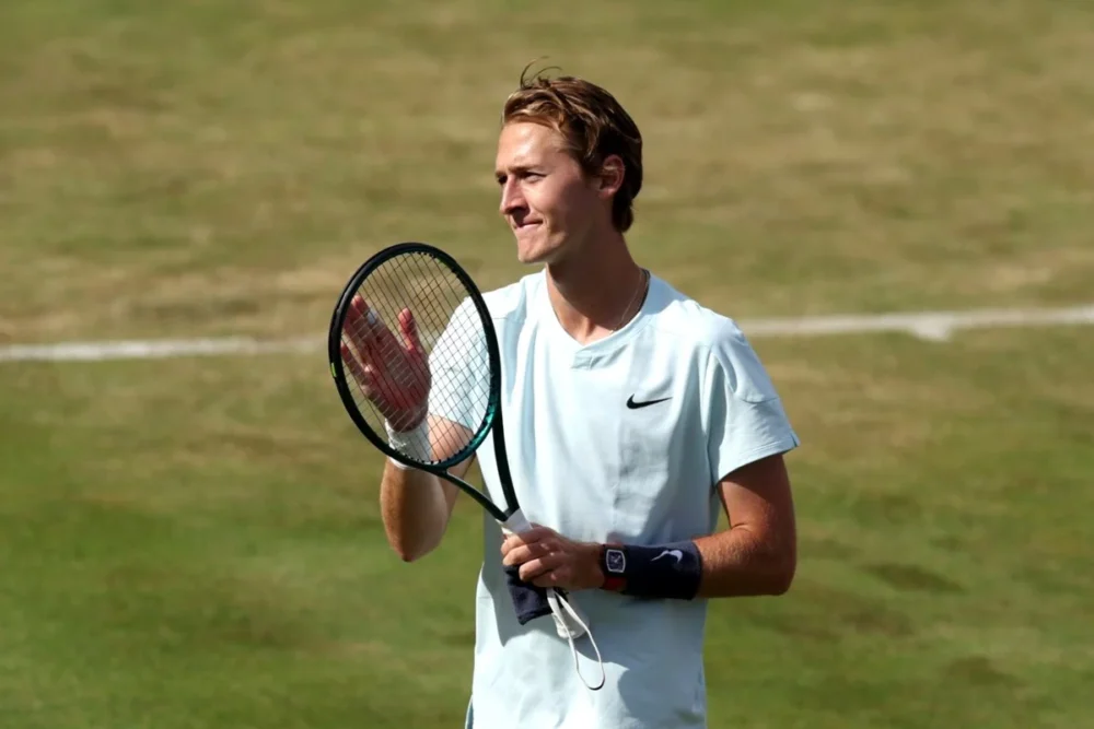 Korda Defeats Dimitrov at Queen’s Club; Murray Retires Against Thompson – Tennis Connected